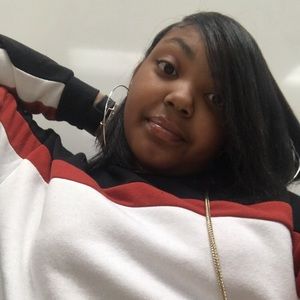 Forever21 Cropped sweatshirt